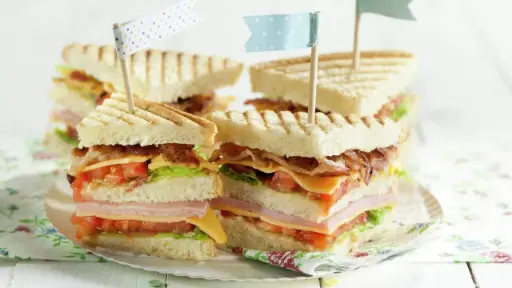 Sanduche de Jamon y Queso